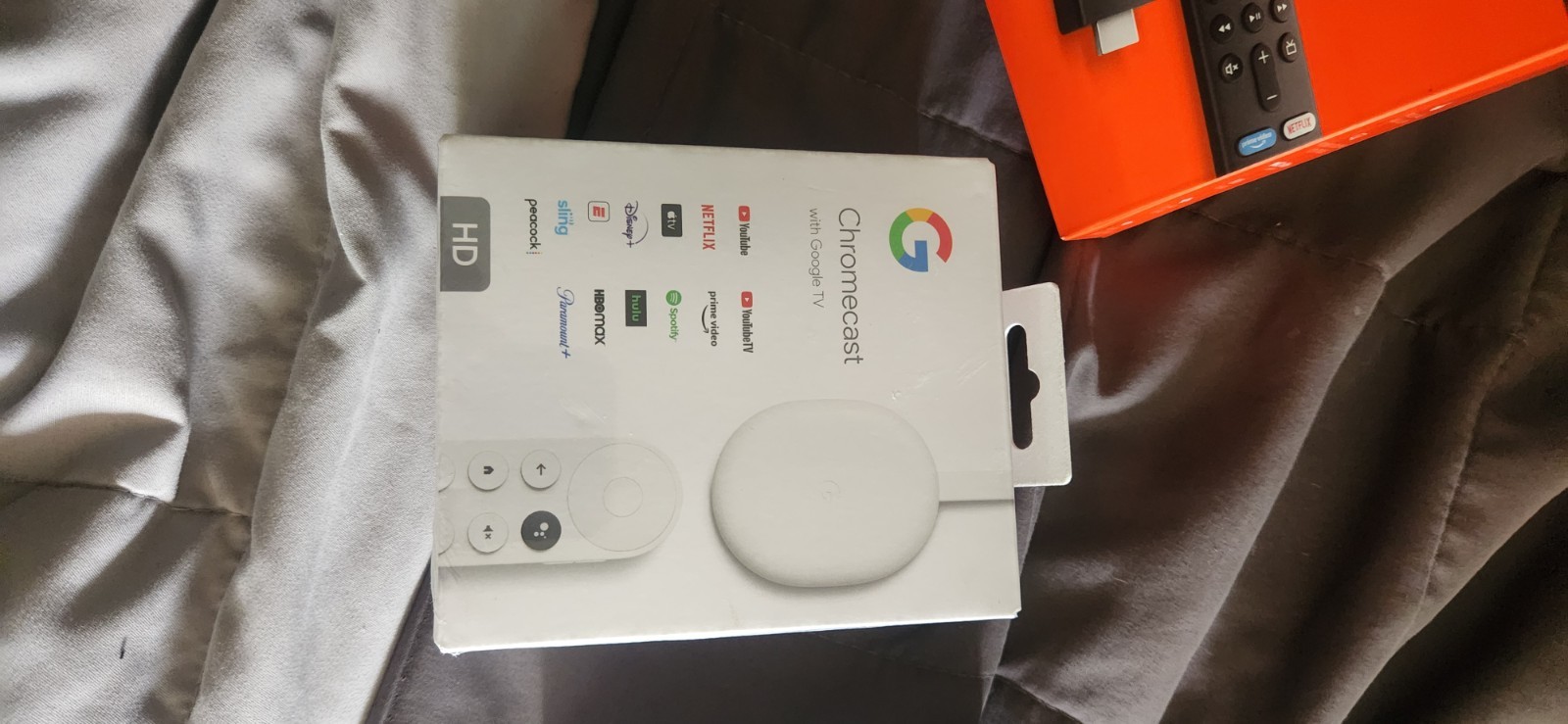 Google Chromecast with Google TV HD 1080p HDMI Stre⁷aming Player White/Black