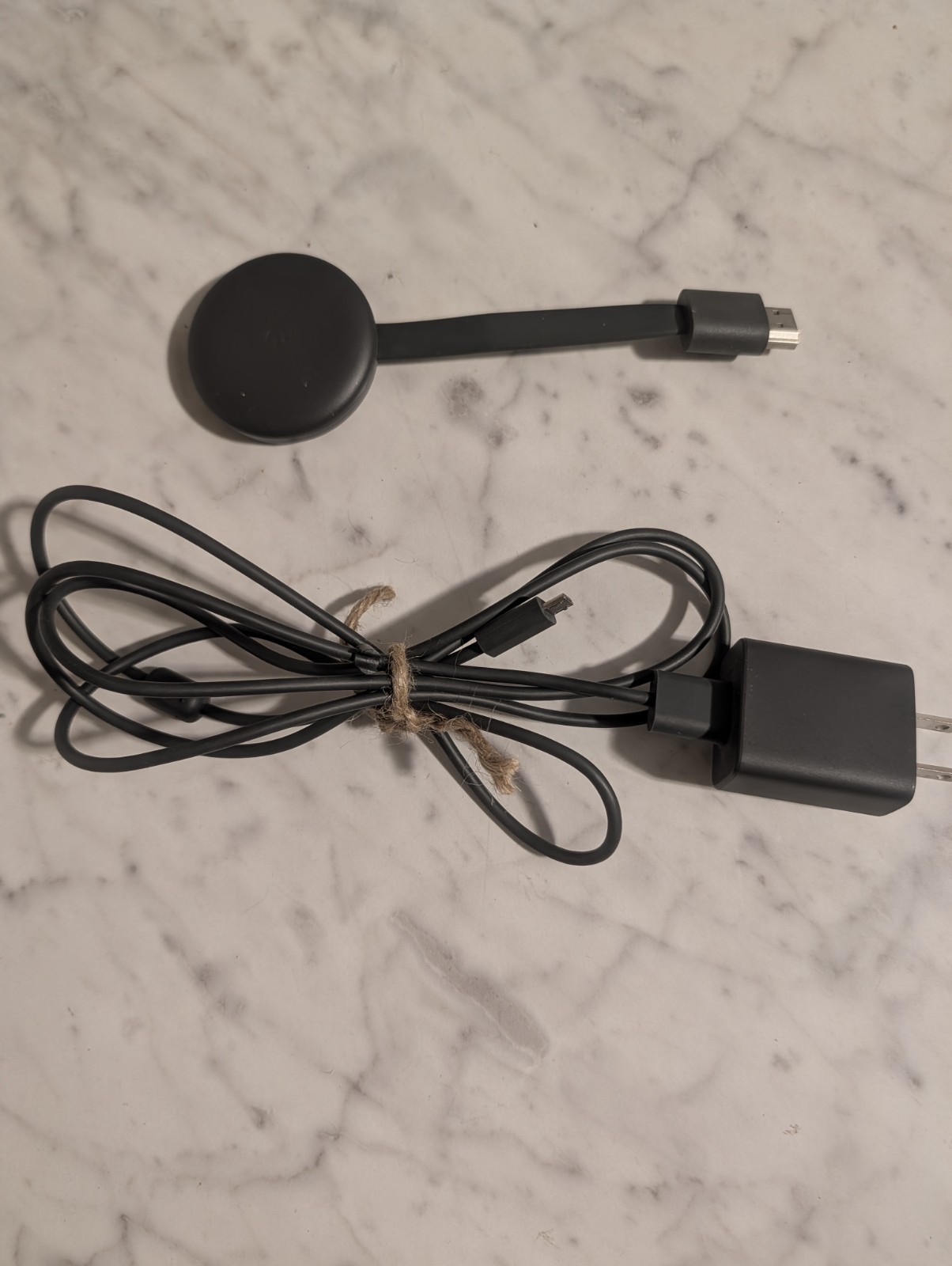 Google Chromecast 3rd Gen HDMI Wi-Fi 1080p FHD Streamer Black w/ Power Kit