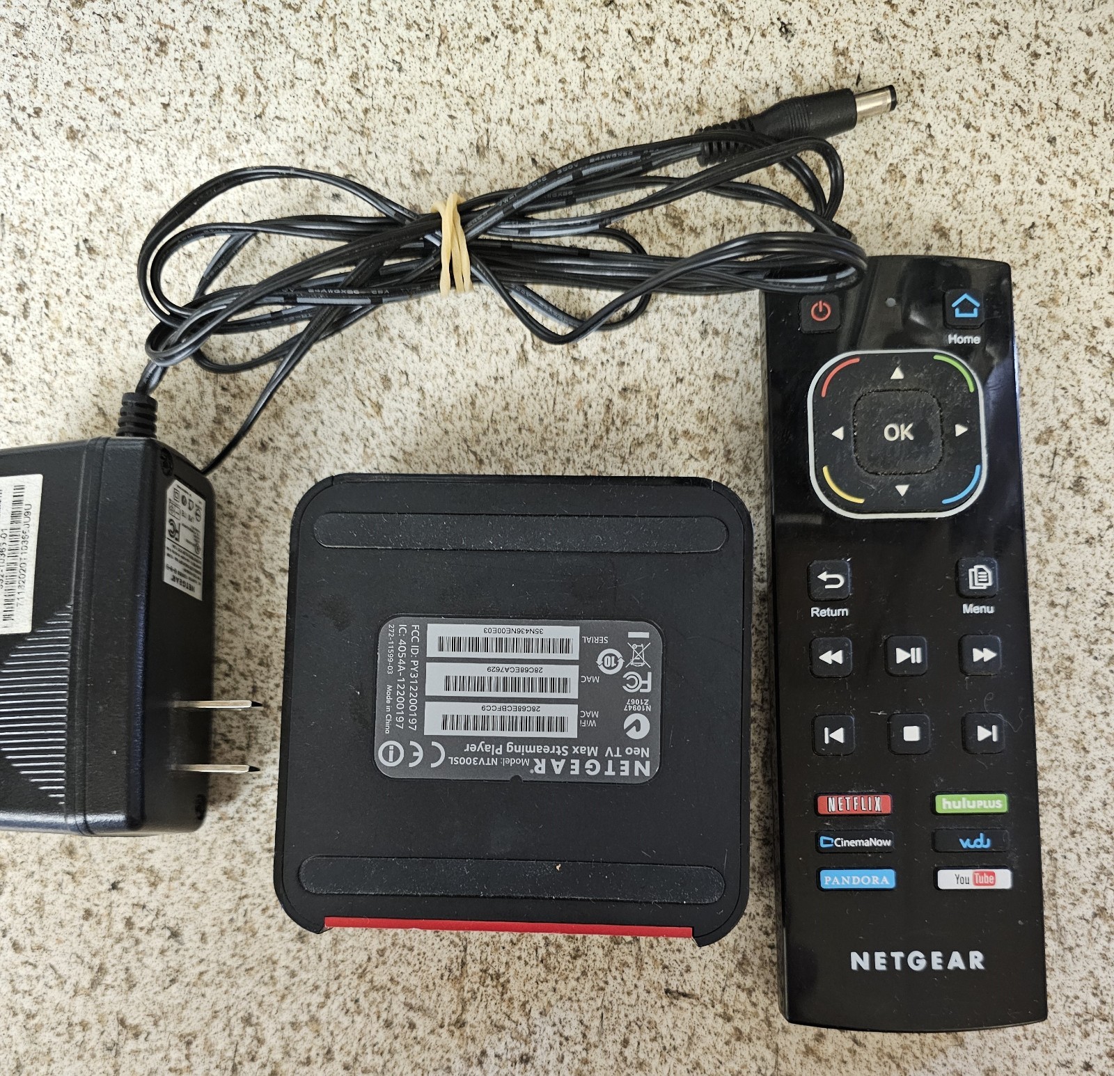 Netgear Neotv Streaming Player NTV200-Unit Only- with remote & with Pwr Crd.