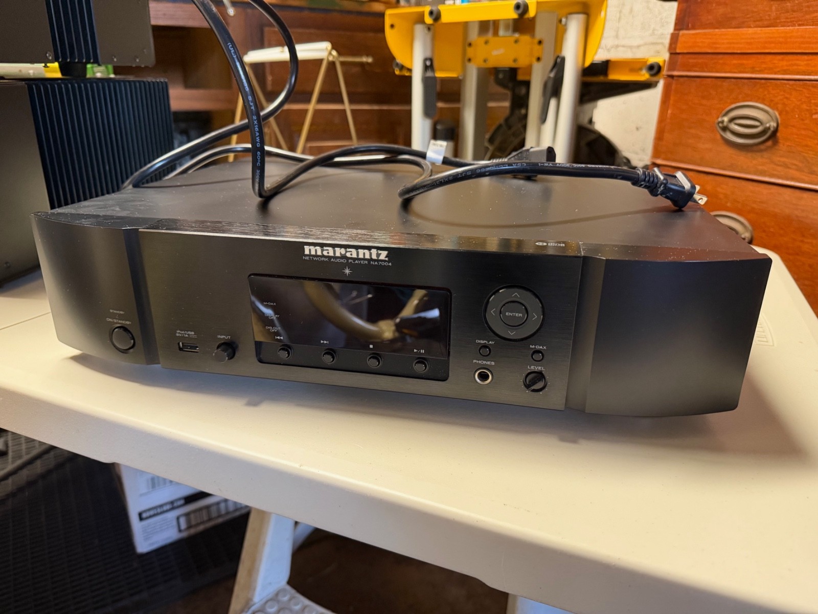 Marantz NA7004 Network Audio Player/Airplay/Streaming/Internet Radio with remote