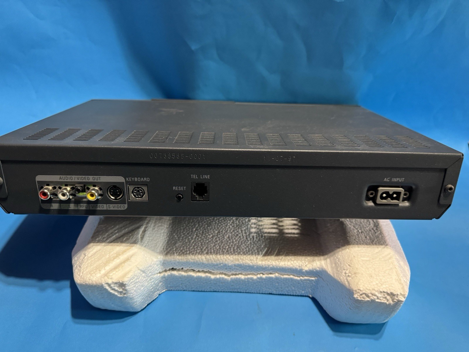 Philips Magnavox MAT976KB WebTV Plus Box w/ Wireless Keyboard, 32MB Not Tested
