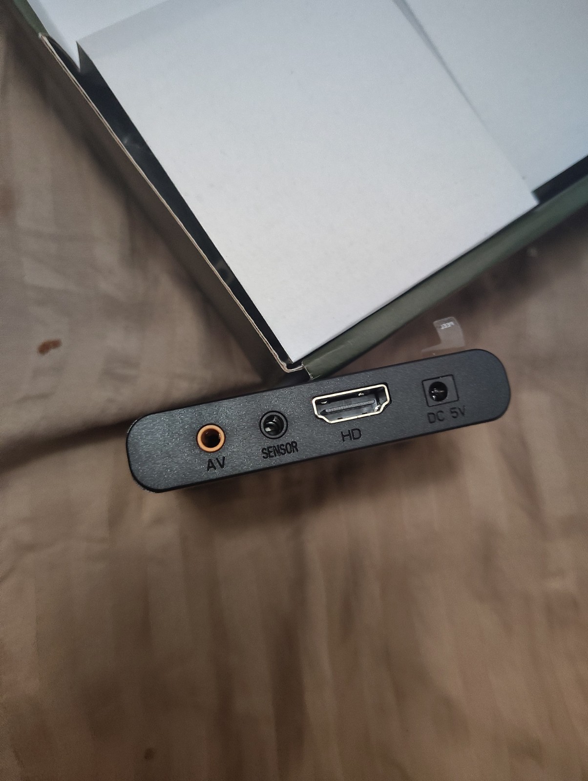 NEUMI Atom 4K Lite Ultra-HD Digital Media Player for USB Drives and SD Cards