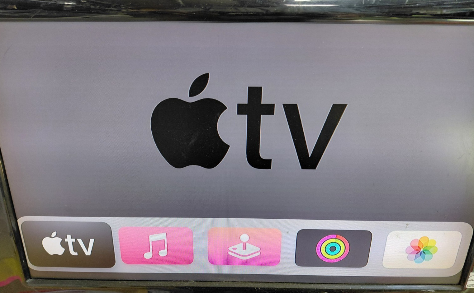 Apple TV (4th Generation) HD Media Streamer- A1625 – UnTested! No Remote