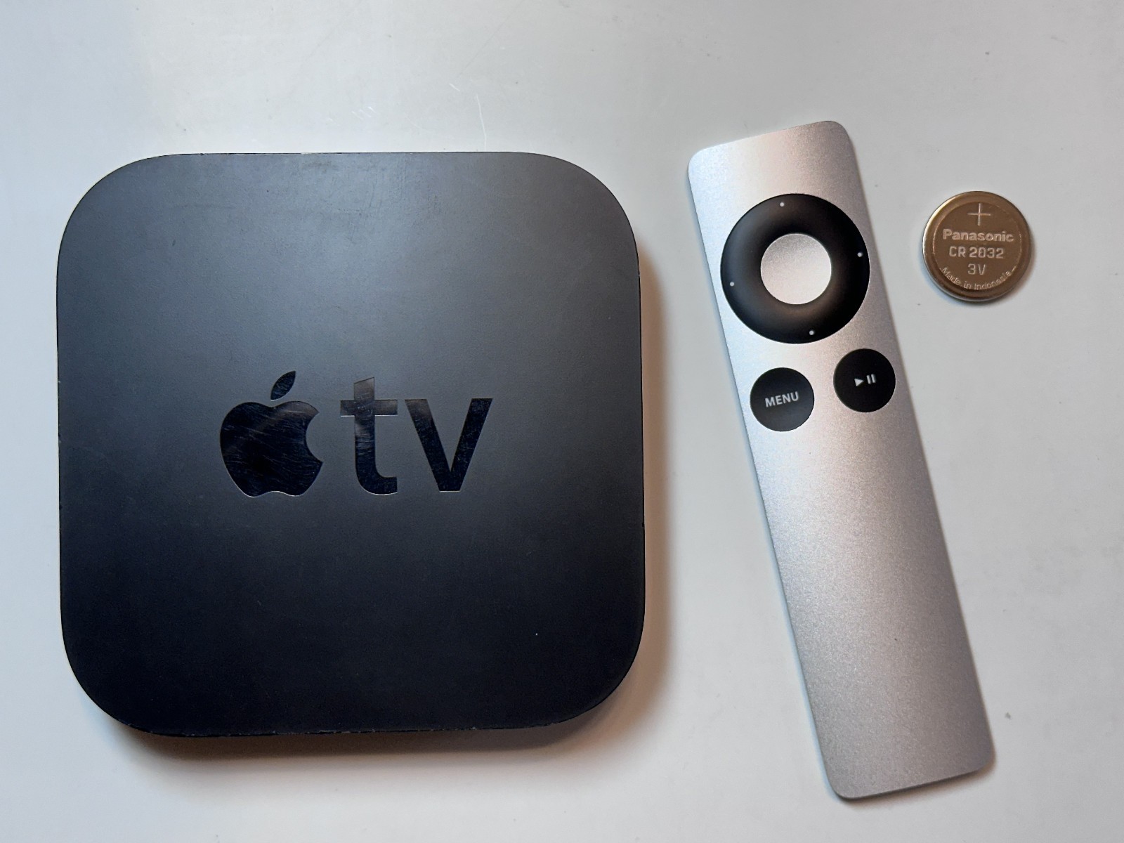 Apple TV (2nd Generation) 8GB Media Streamer – A1378