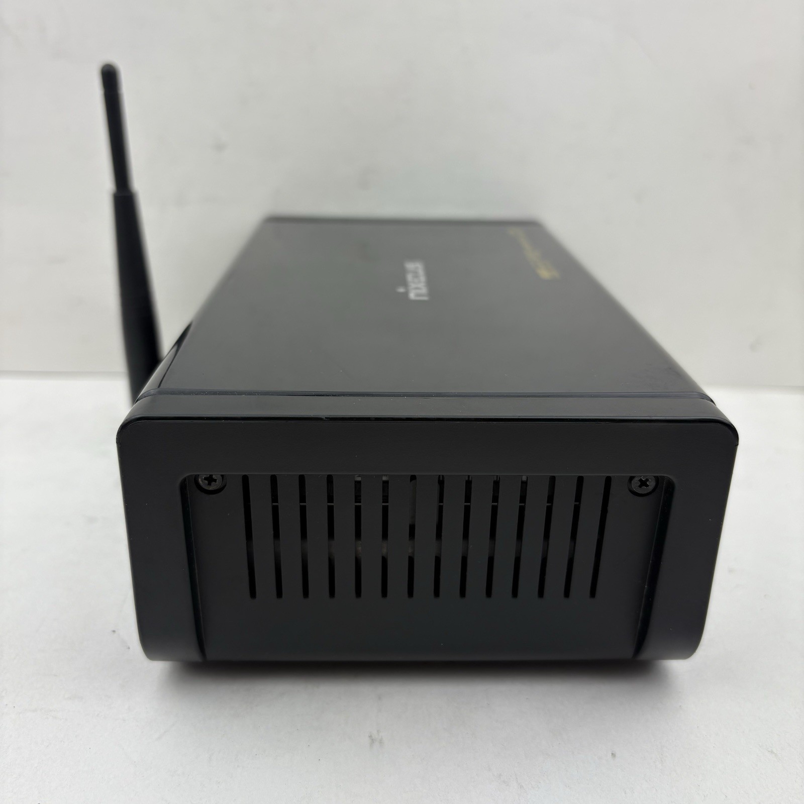 Nixeus Fusion HD Network Audio Video Player WiFi Model NX-1000 With Power Cable