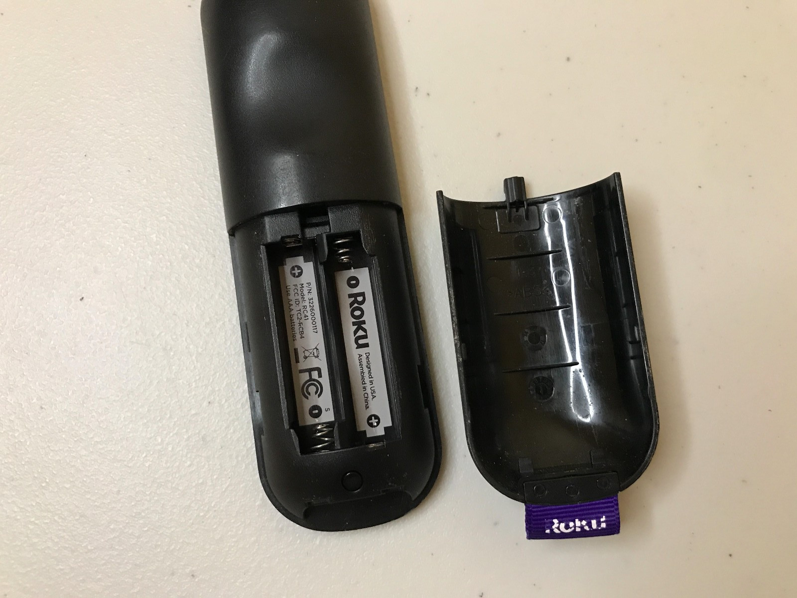 Roku Ultra 4660X2 4K Streaming Media Player w/ Remote & Cables – Tested Working