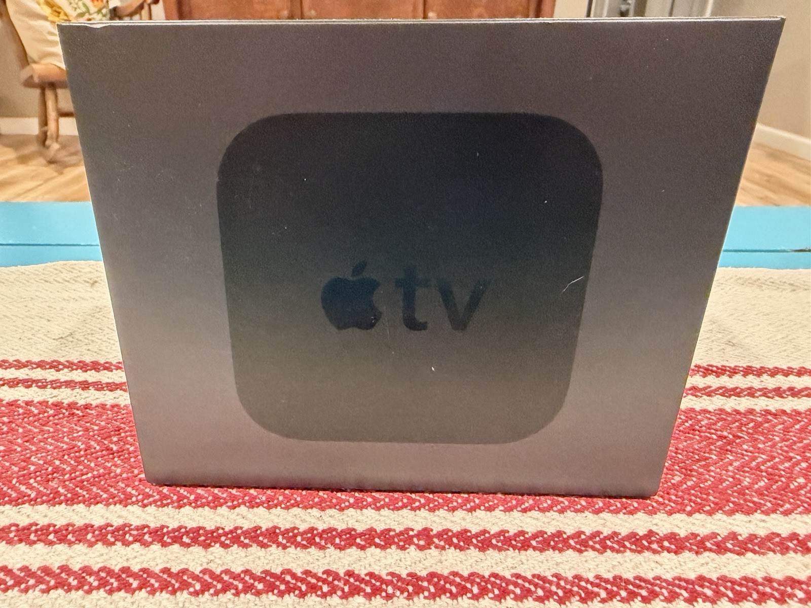 Apple TV 4K HDR 64GB (4th Gen) Wi-Fi Media Streamer MLNC2LL/A – Empty Box Only!