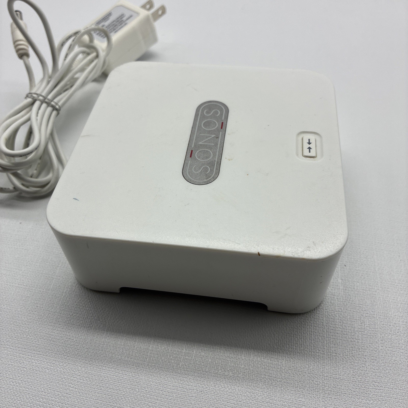 Sonos BRIDGE BR100 Wireless HiFi System – White – with Power Supply
