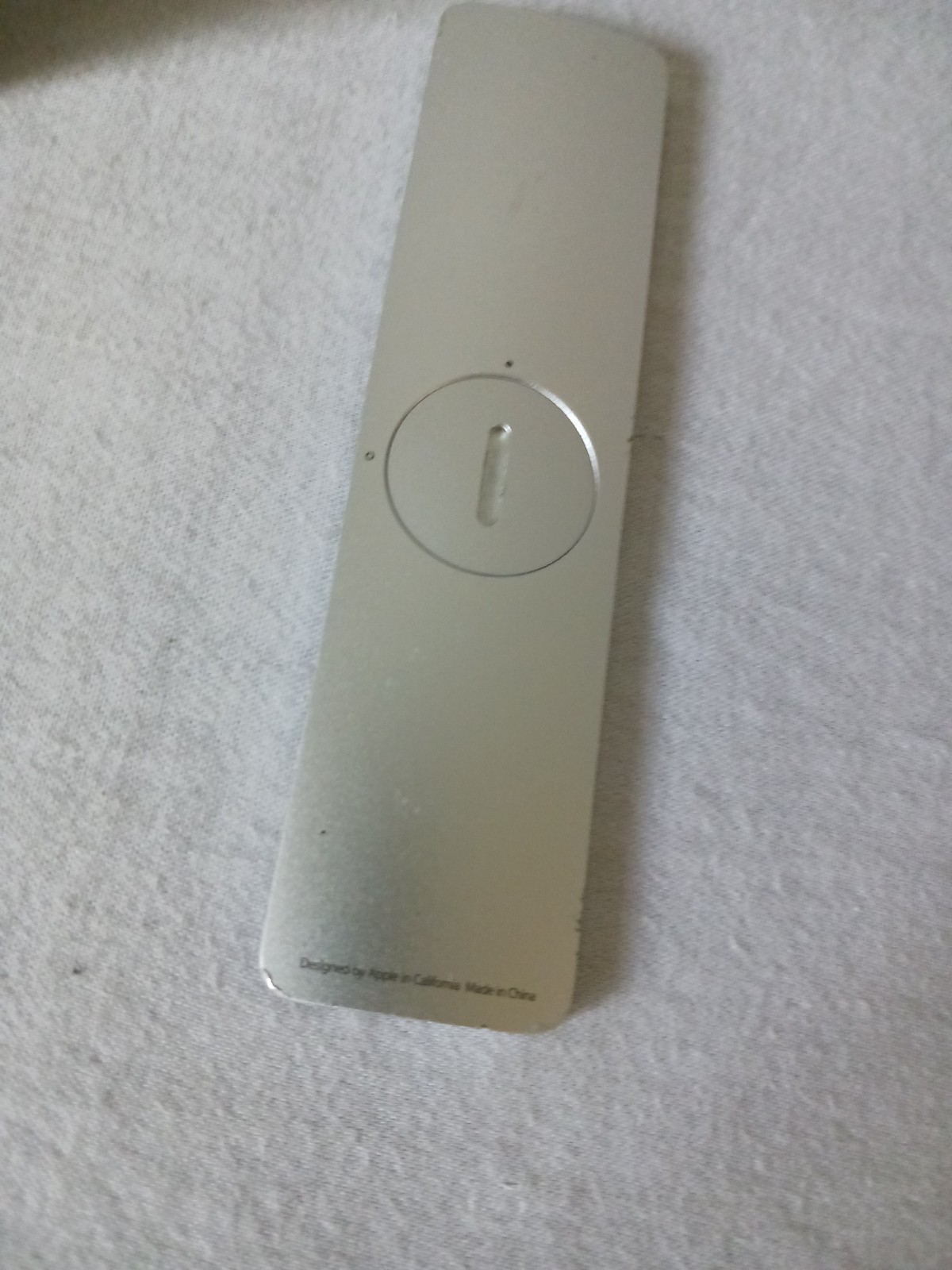 Apple TV 4K A1842 32GB Wi-Fi Streamer with Apple TV A1294 Remote – TESTED – EUC