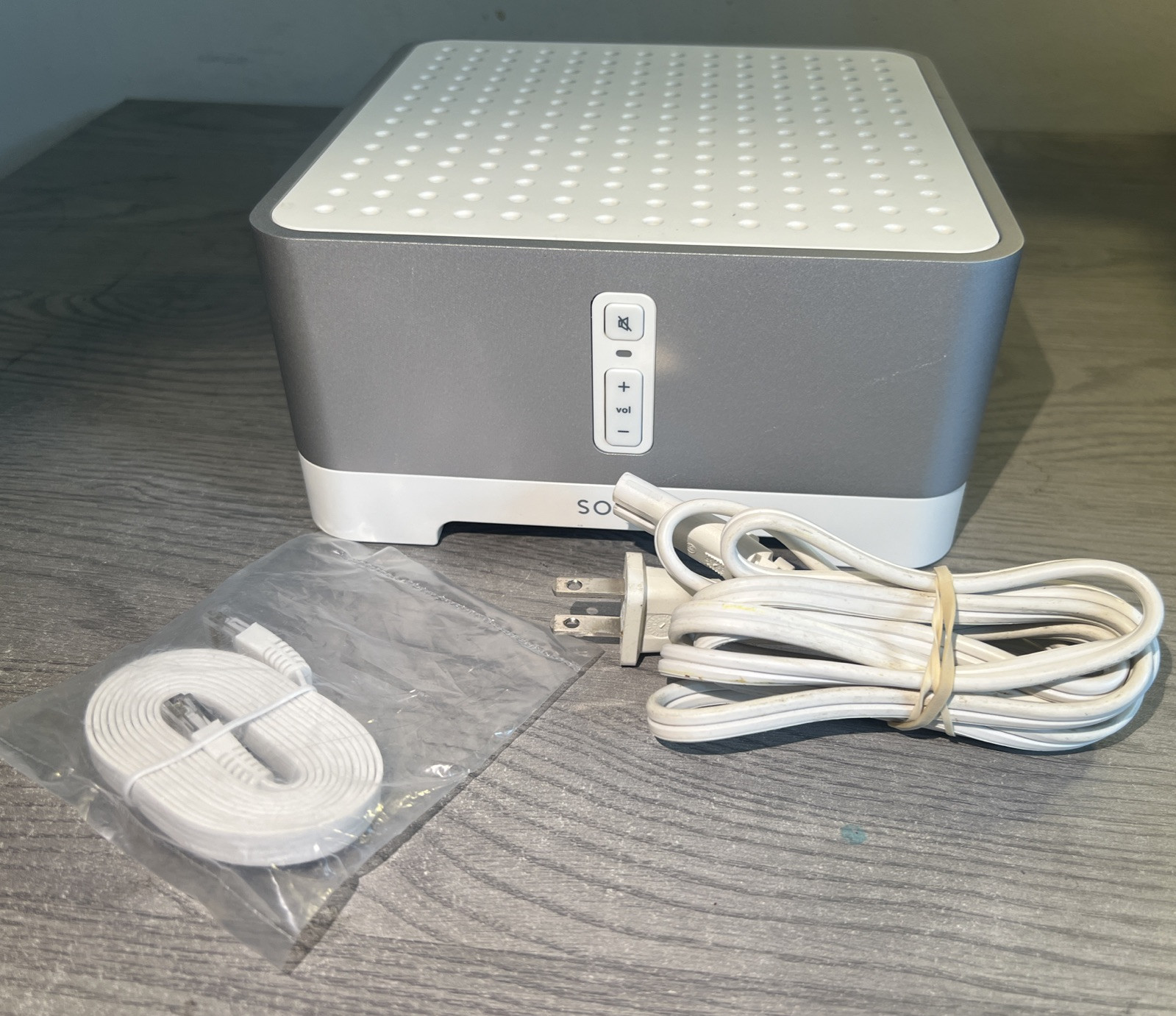 Sonos Connect Amp – Powers up & added to app but no sound. parts only/no returns