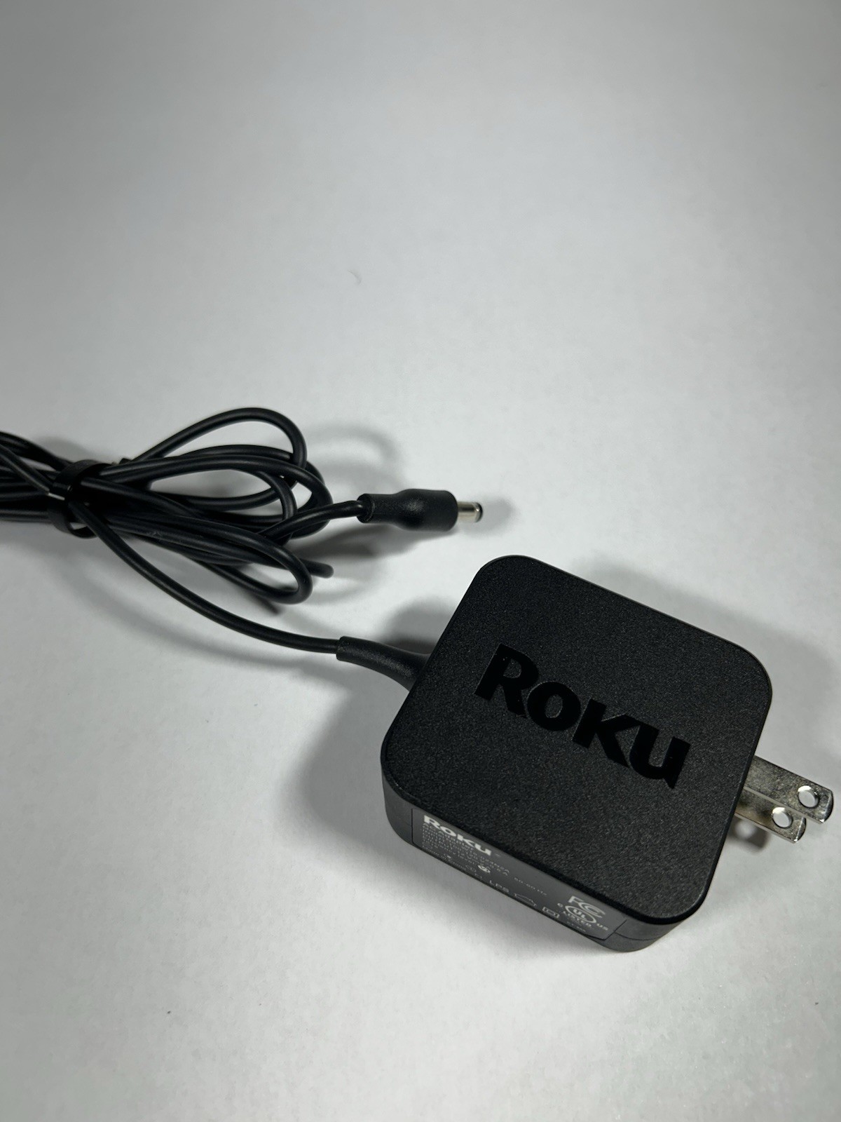Roku 4 4400X HD & 4K UHD Streaming Media Player -Black Tested w/ Cord