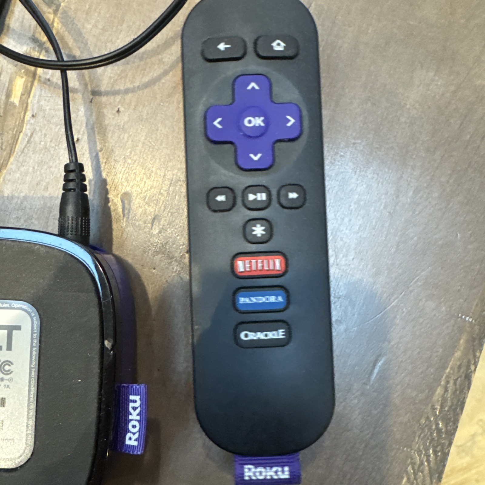 Roku LT Media Streamer 2400X Power Included Remote Control