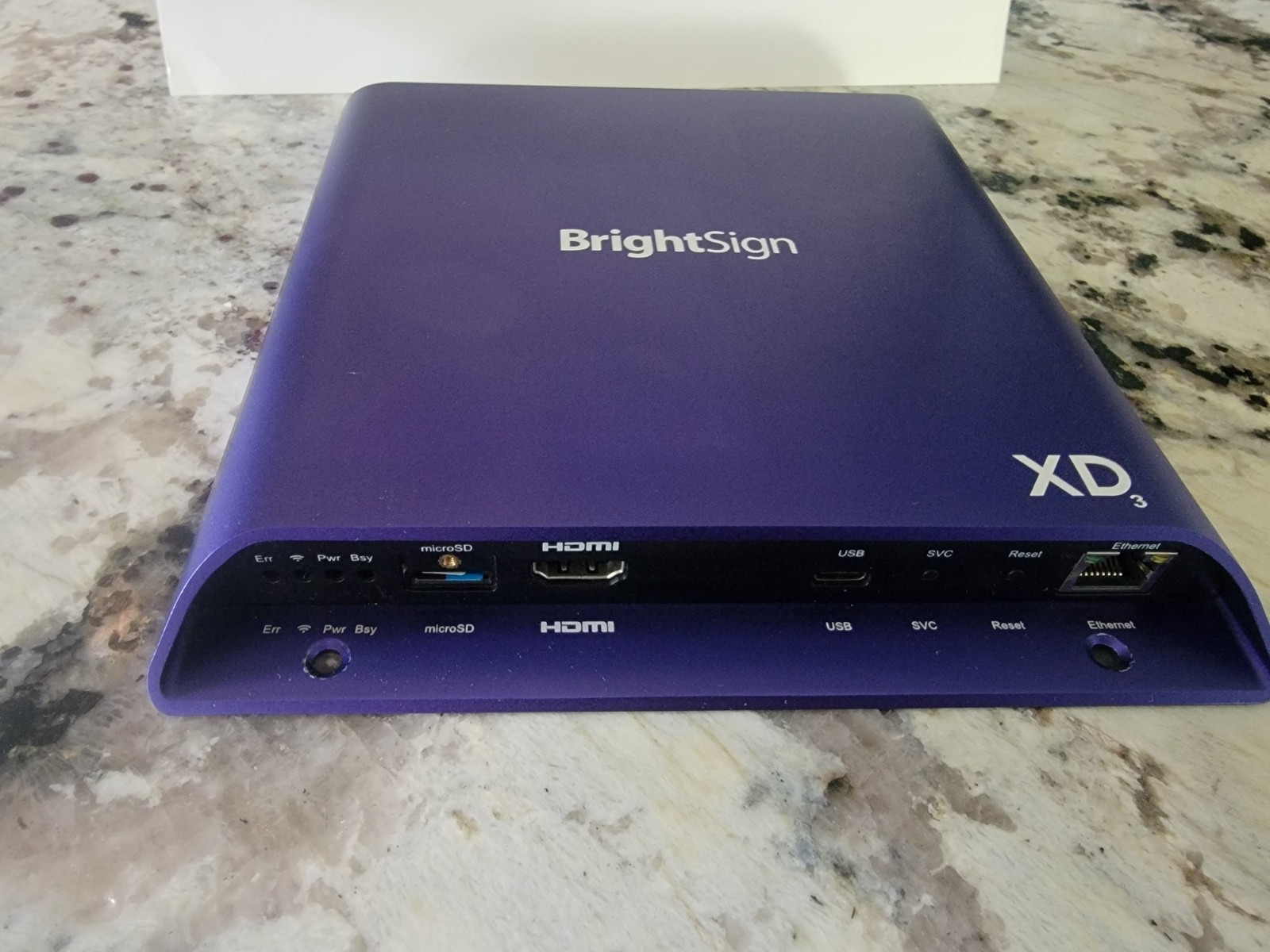 BrightSign XD1033 | 4K Advanced HTML5 Expanded I/O Play