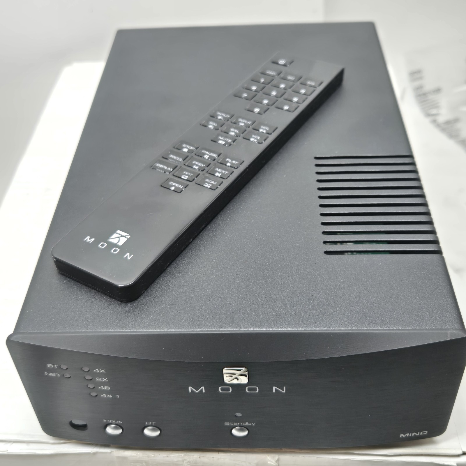 Simaudio MOON MiND Neo Network Streaming Device Player Audiophile Streamer 230V