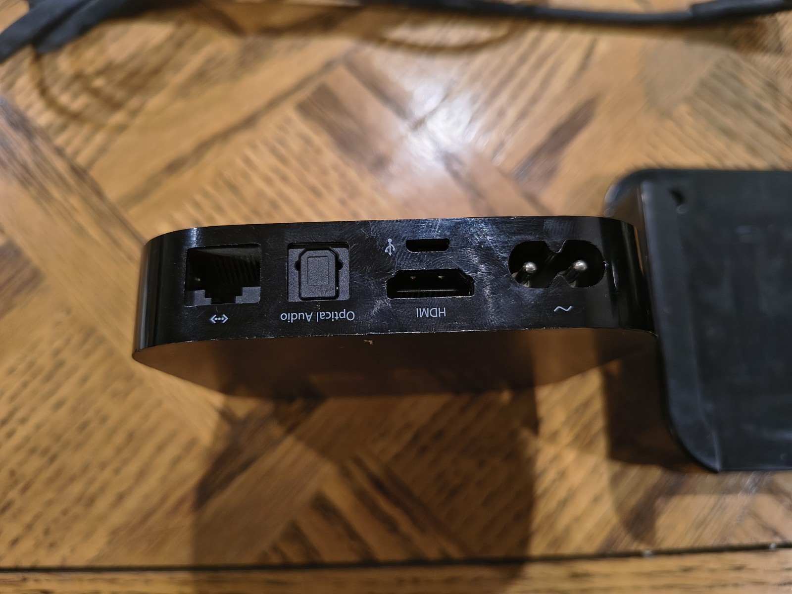 Apple TV A1427 (3rd Gen) Media Streamer TV Only