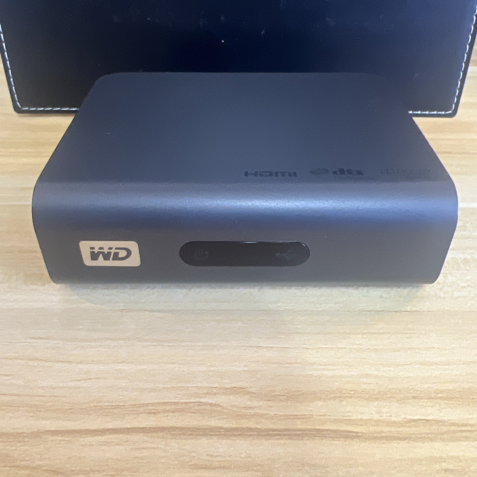 WD TV Live HD Media Player Digital -WDBAAN0000NBK-01- Unit ONLY tested