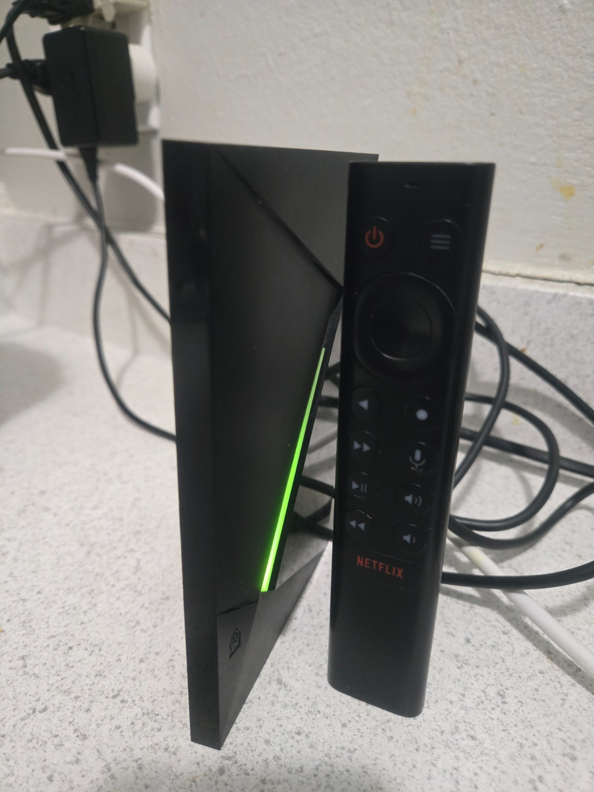 2019 NVIDIA – SHIELD TV Pro – 16GB – 4K HDR +JoyStick 🎮