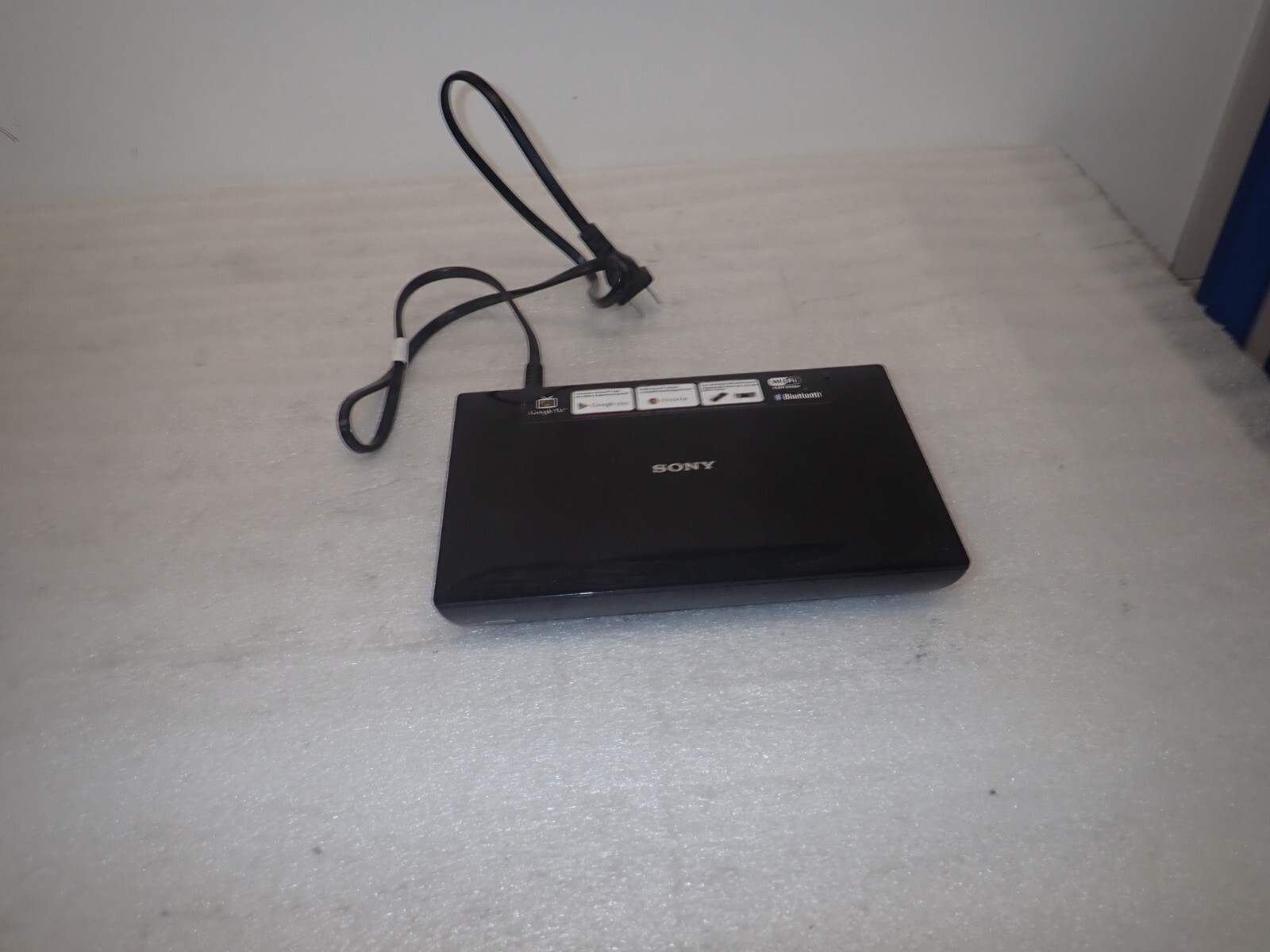 Sony Internet Player NSZ-GS7 NSG-MR5U Google TV Media Streamer NO REMOTE