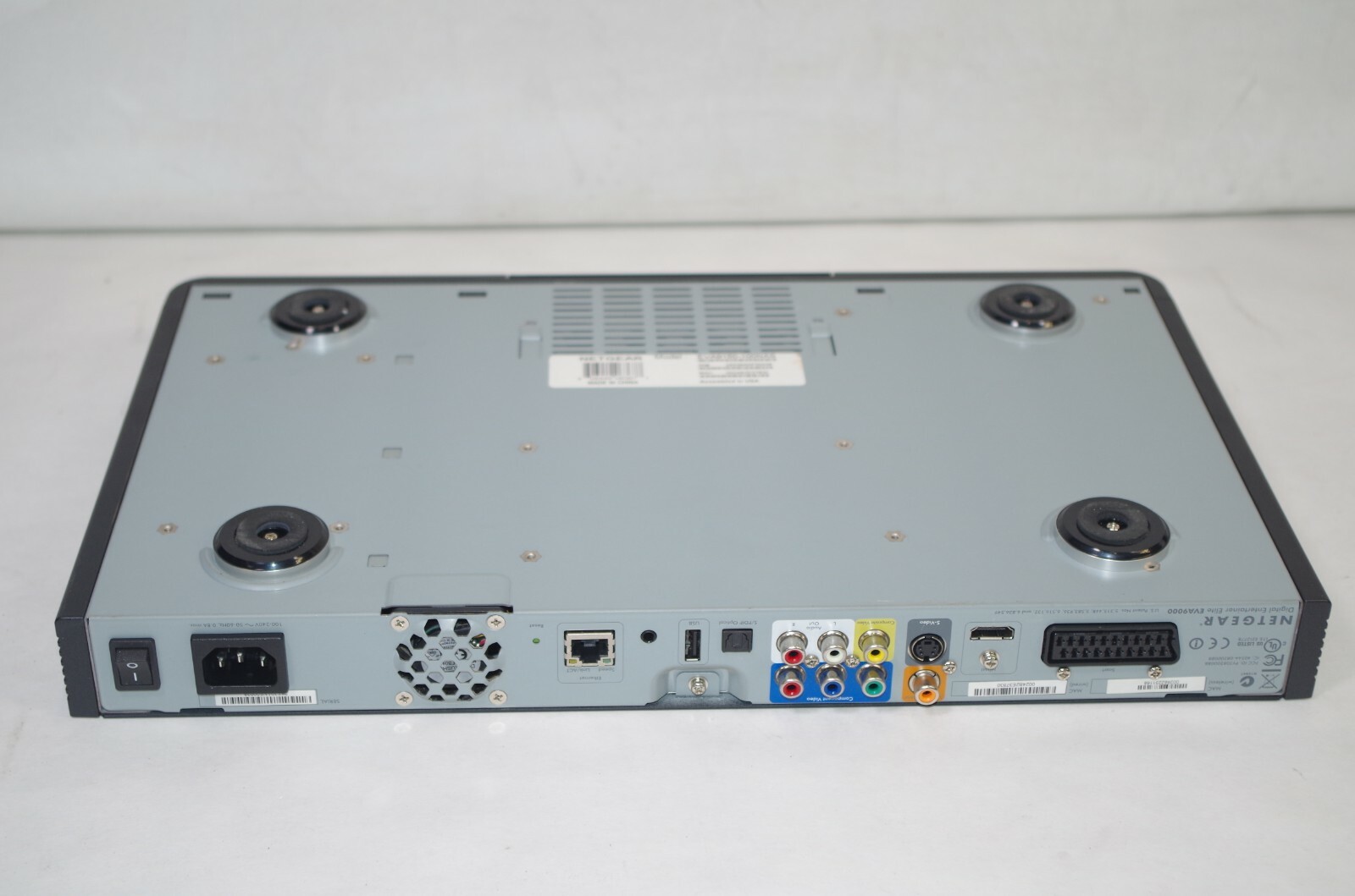 Netgear Digital Entertainer Elite Model EVA9000 No Remote Powered on only AS IS