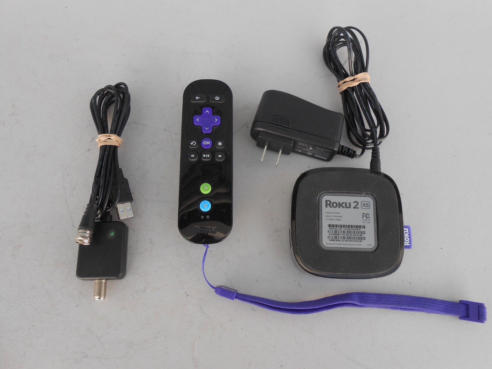 Roku 2 XS (2nd Generation) Media Streamer 3100X with Remote