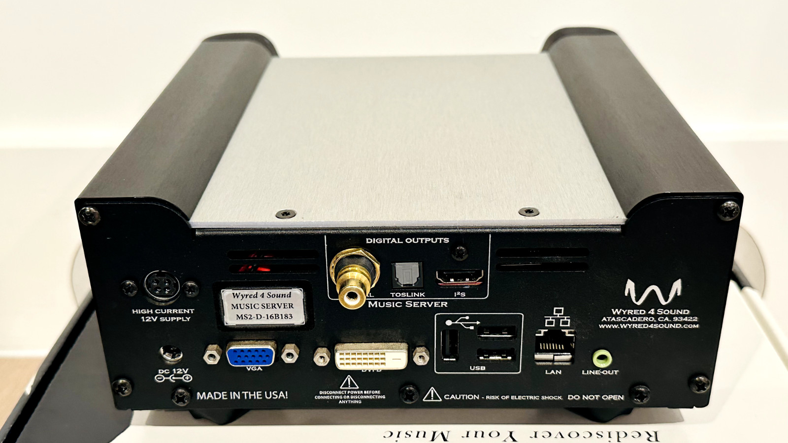 Wyred 4 Sound MS2-D-16B183 Music Server 3TB Silver Works Great EXCELLENT