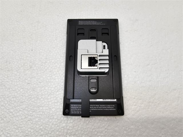 AMX AMX-UTP0501 5.5″ UItra-Slim Wall-Mount A/V Touch Panel VARIA-SL50