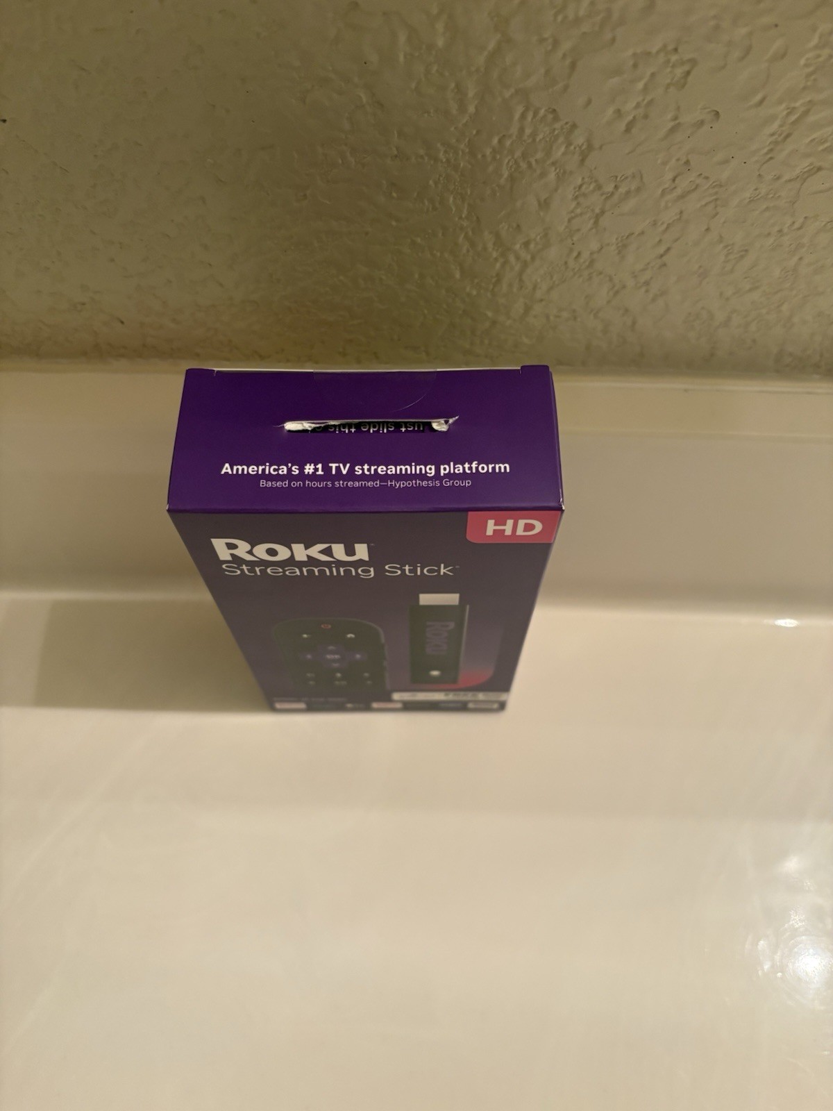 Roku Streaming Stick HD Media Player with Voice Remote – 2025 Model – New Sealed