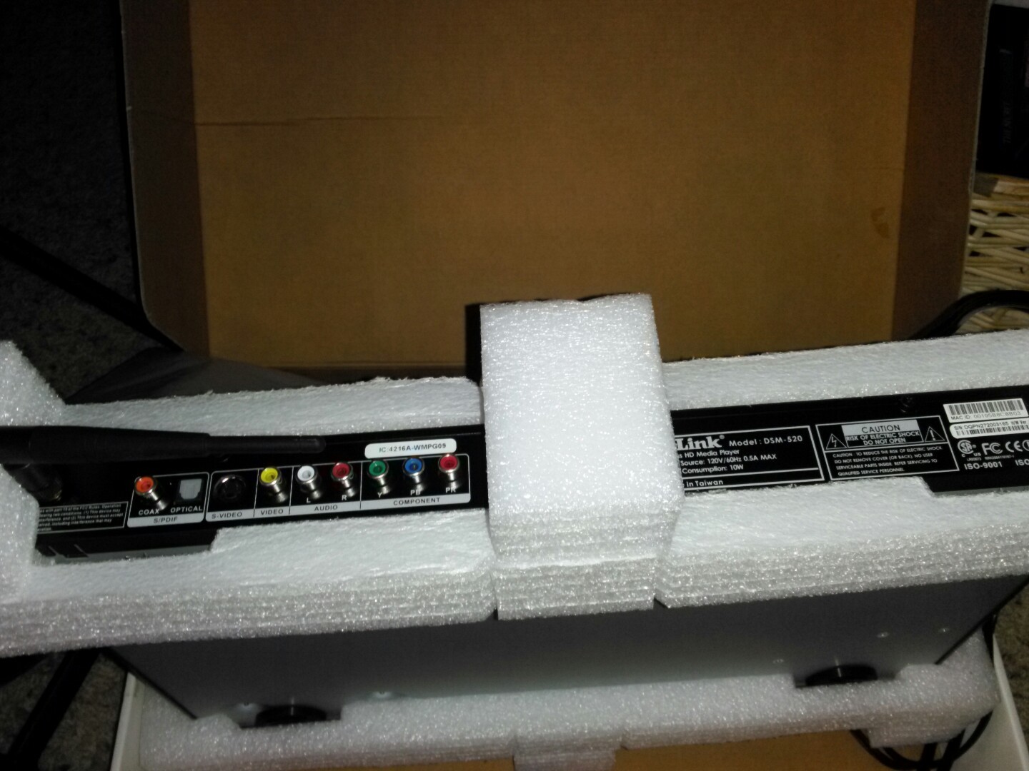 D-Link Wireless HD Media Player DSM-520 with Remote
