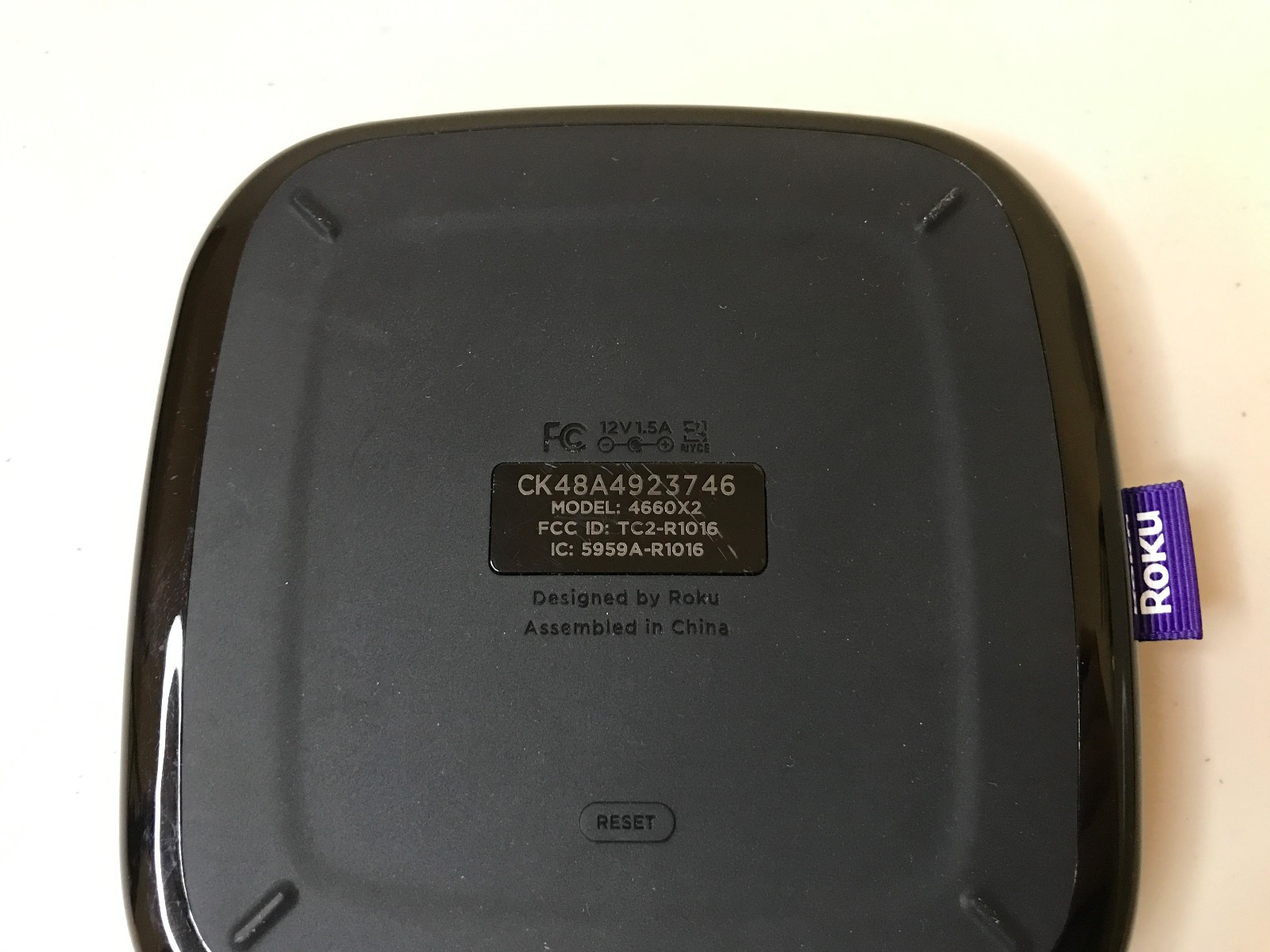Roku Ultra 4660X2 4K Streaming Media Player w/ Remote & Cables – Tested Working