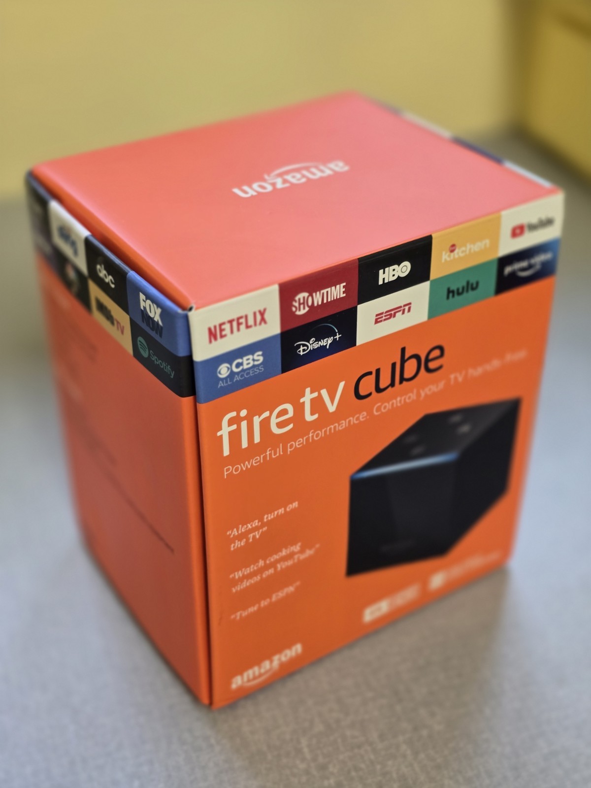 Amazon Fire TV Cube (2nd Gen) 4K UHD Media Streamer Complete CIB Excellent!