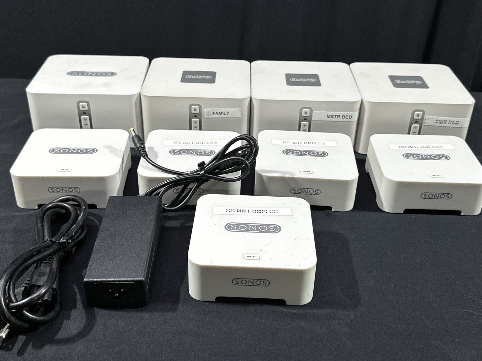 Sonos Bridge Wireless HiFi System Lot Of 9 Pieces