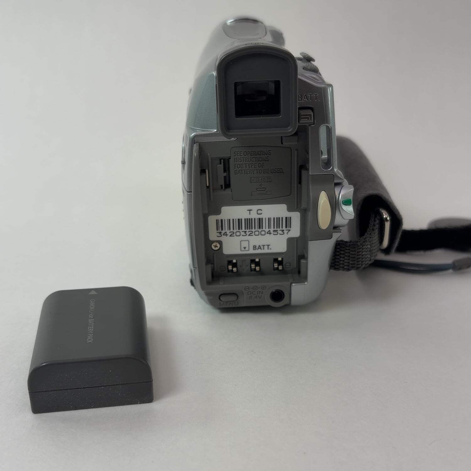 Canon ZR300 6.0MP Cinema Camcorder