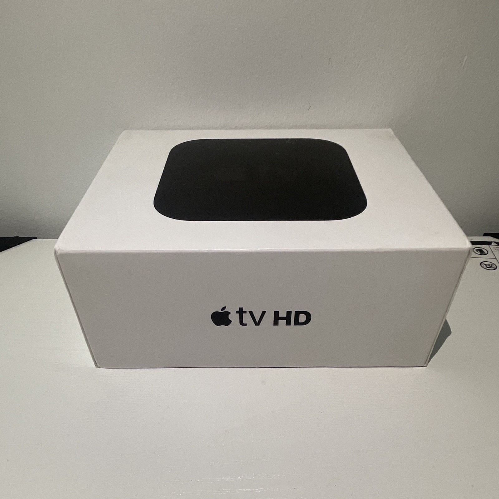 Apple TV HD 32GB 4th Gen 1080p Black Media Streamer MR912LL/A A1625
