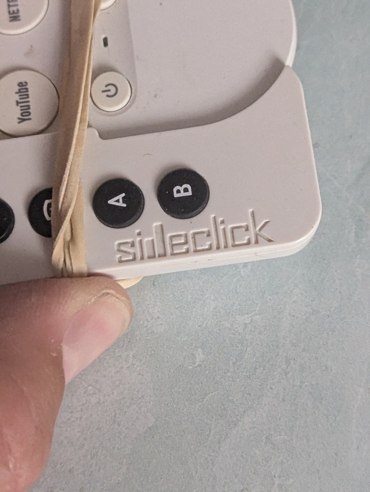 Google Chromecast SIDECLICK TV 4K Media Streamer Model GZRNL w/ Remote White