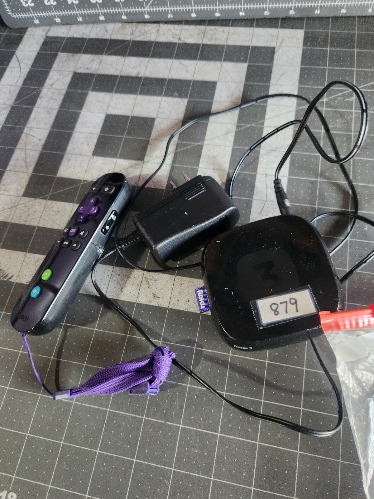 Roku 3 Media Streamer 4200X 3rd Generation, Black with Power Cord & Remote