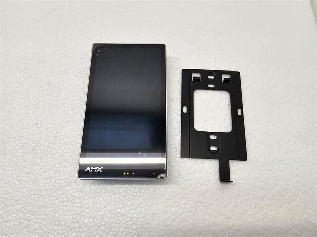 AMX AMX-UTP0501 5.5″ UItra-Slim Wall-Mount A/V Touch Panel VARIA-SL50