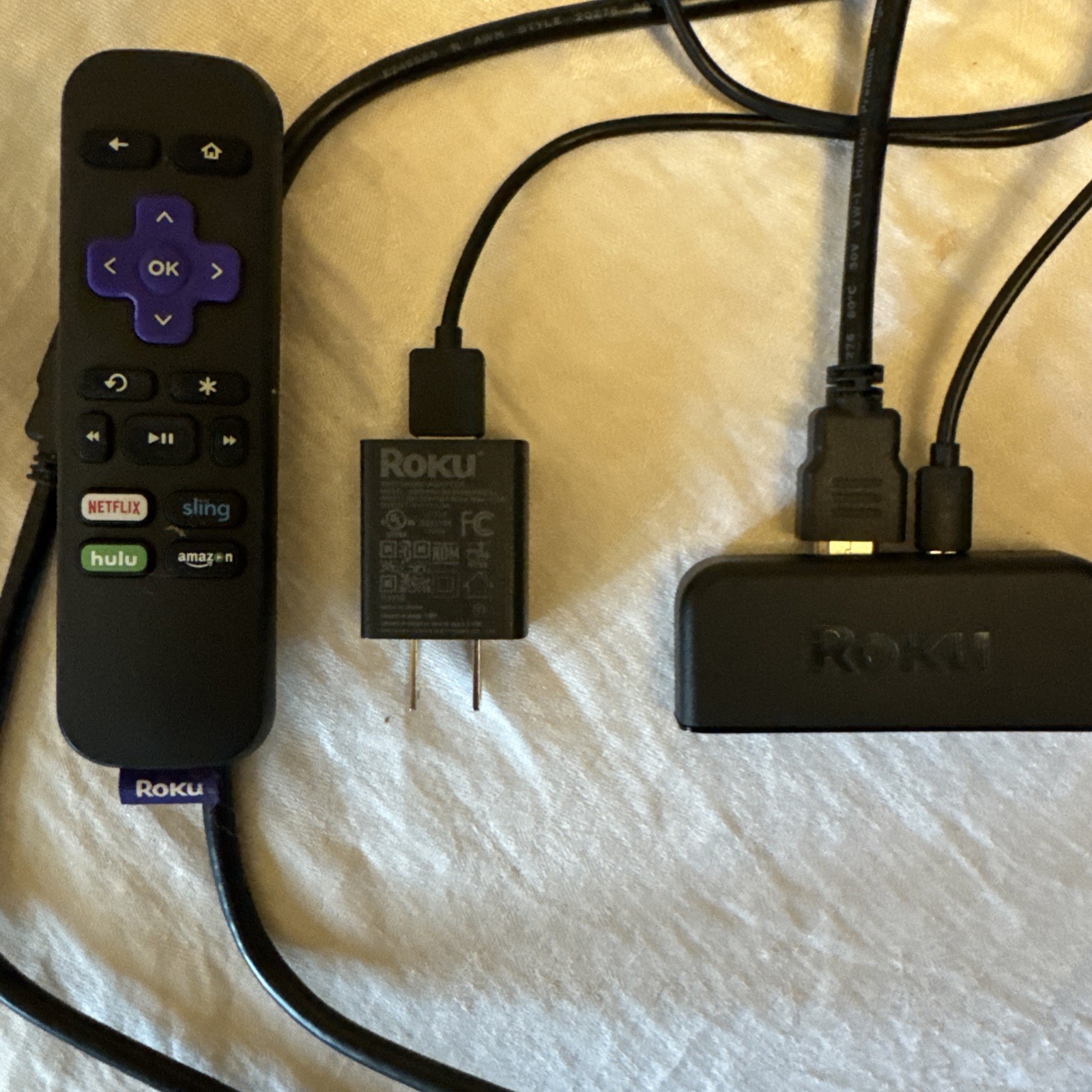 Roku Express 3900X Streaming Media Player w/ Remote, USB, & HDMI