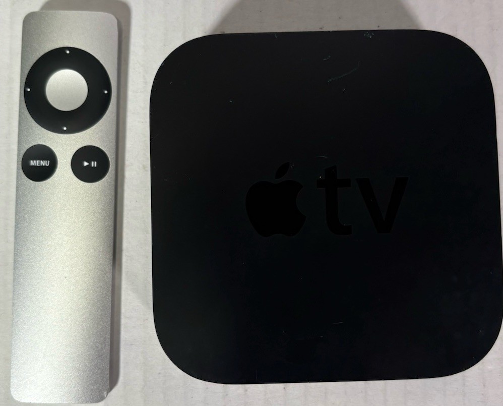 Apple TV 3rd Gen A1469 (2013) Wi-Fi + Ethernet HDMI Media Streamer w/ Remote