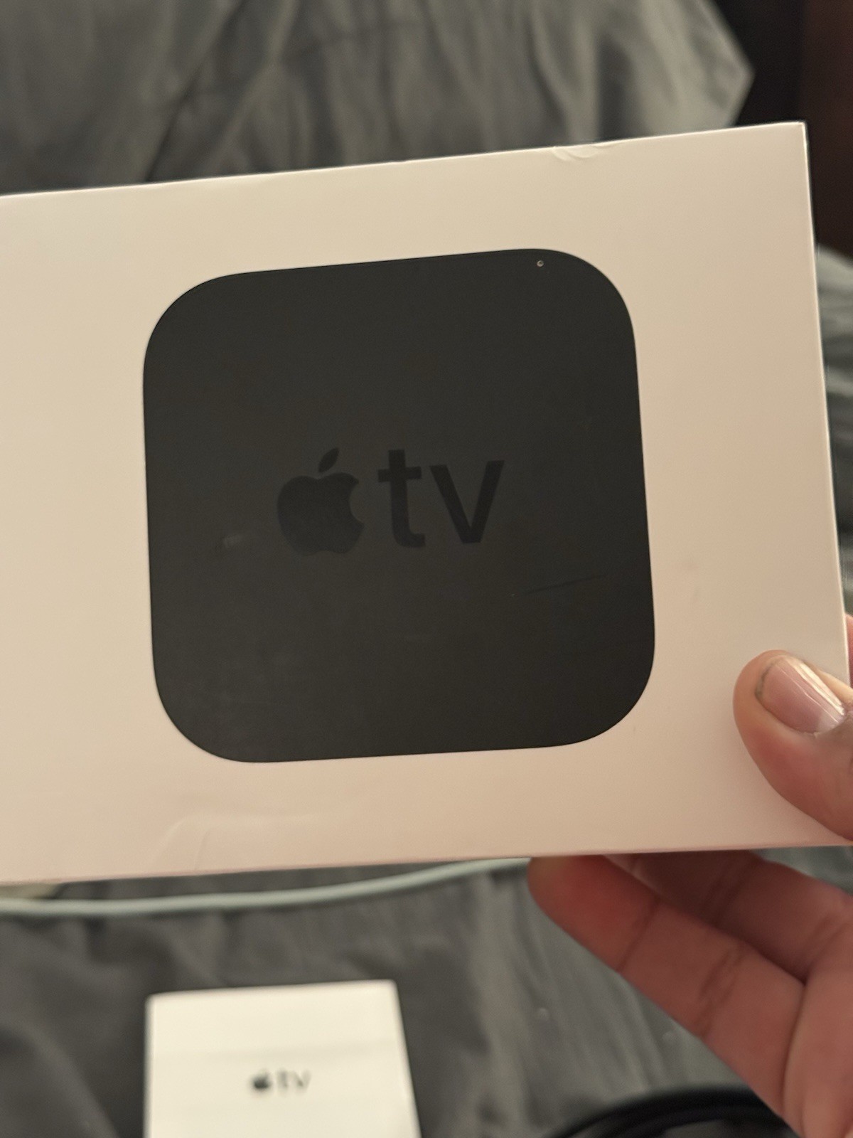 Apple TV (HD, 4th Gen.) IN BOX WITH REMOTE AND CABLES