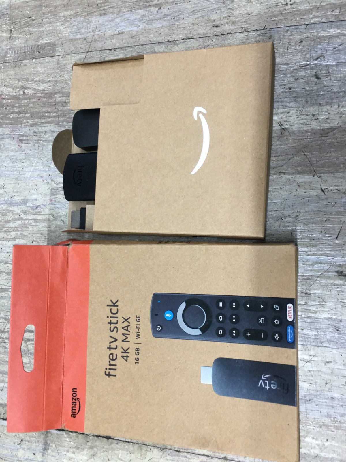 AMAZON FIRE TV Stick 4K MAX, Wi-Fi 6E, 2.0 GHz, 16GB/ALEXA Voice Remote Enhanced