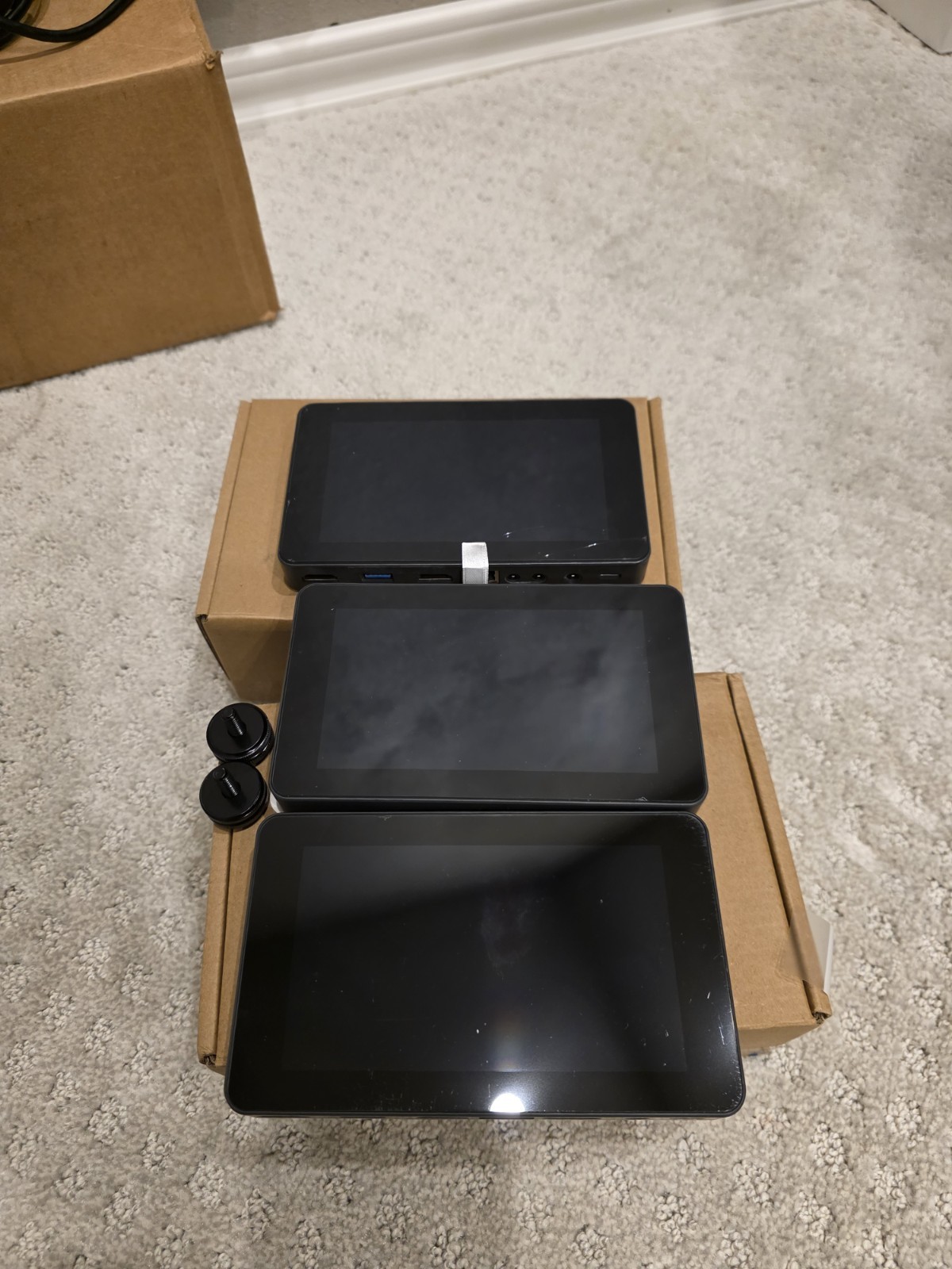 YoLoLiv YoloBox Mini, All-in-one Portable Multi-Camera Live Streaming Equipment