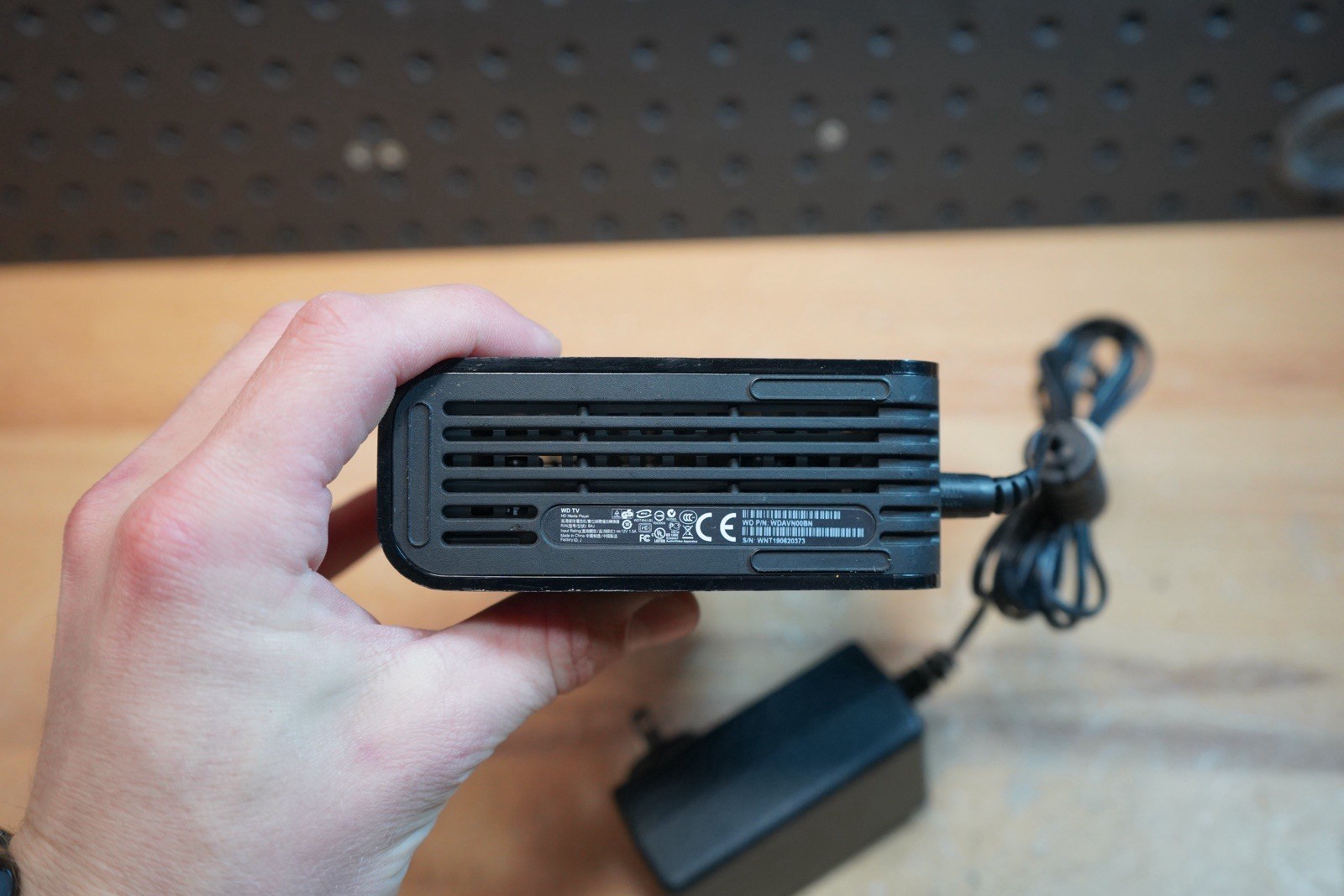 (B) WD TV HD Media Player WDAVN00BN, NO REMOTE
