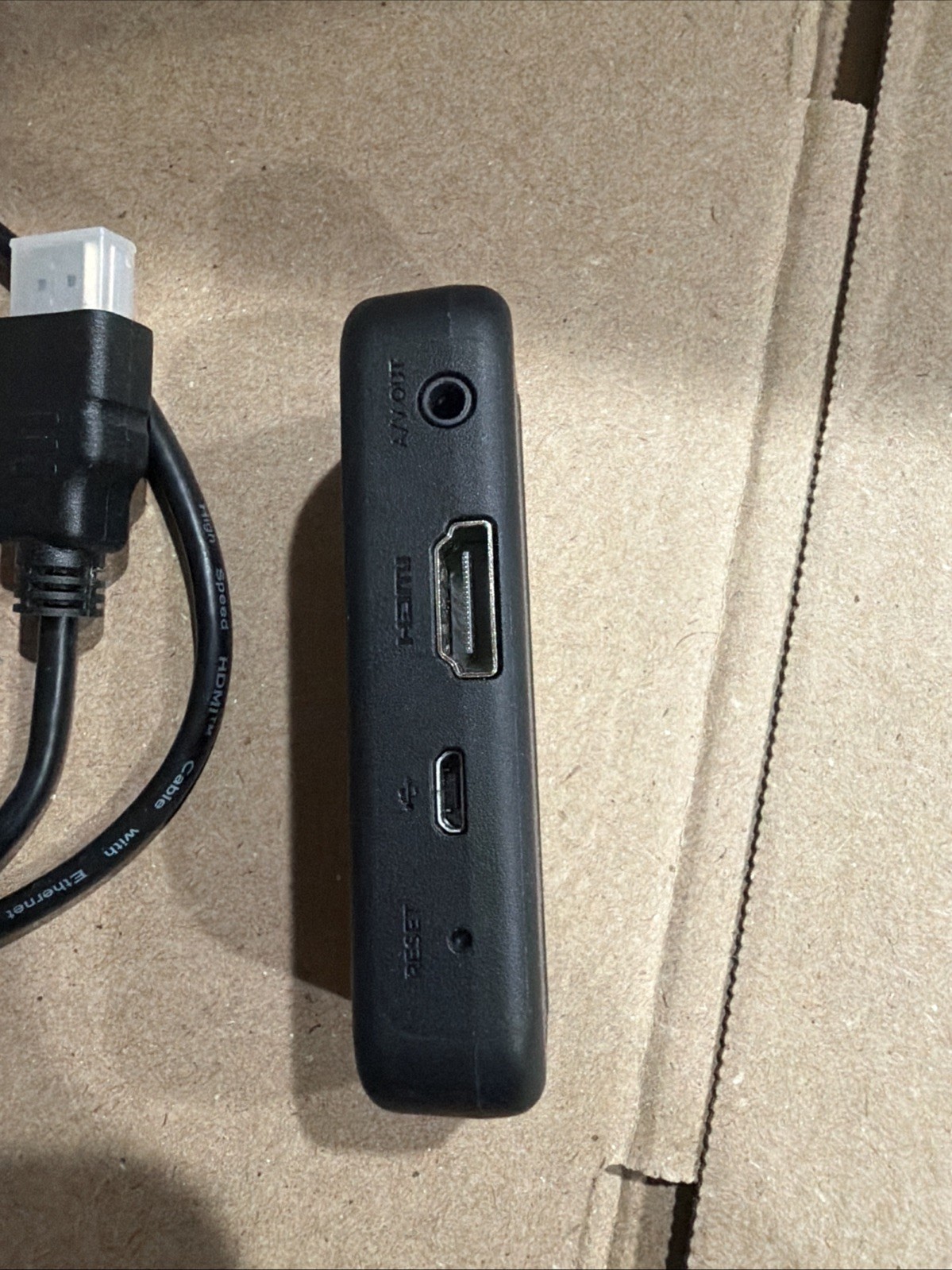 Roku Express 3910X CRT Streaming Composite Output Power Cable HDMI READ