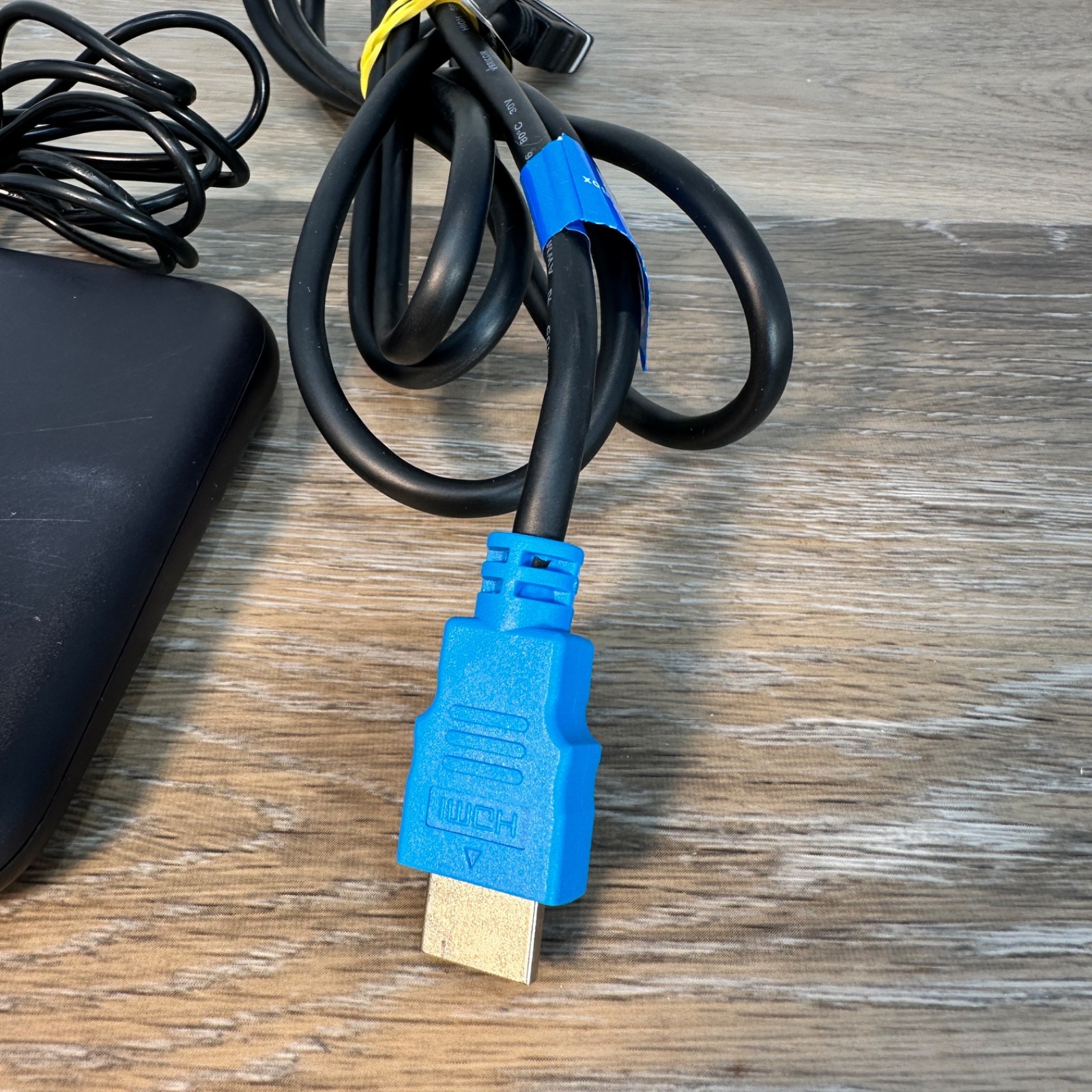Cox Xumo SCXI11AEI XiOne-SC(B) Stream Box HD Streaming *No Remote* + HDMI Cable