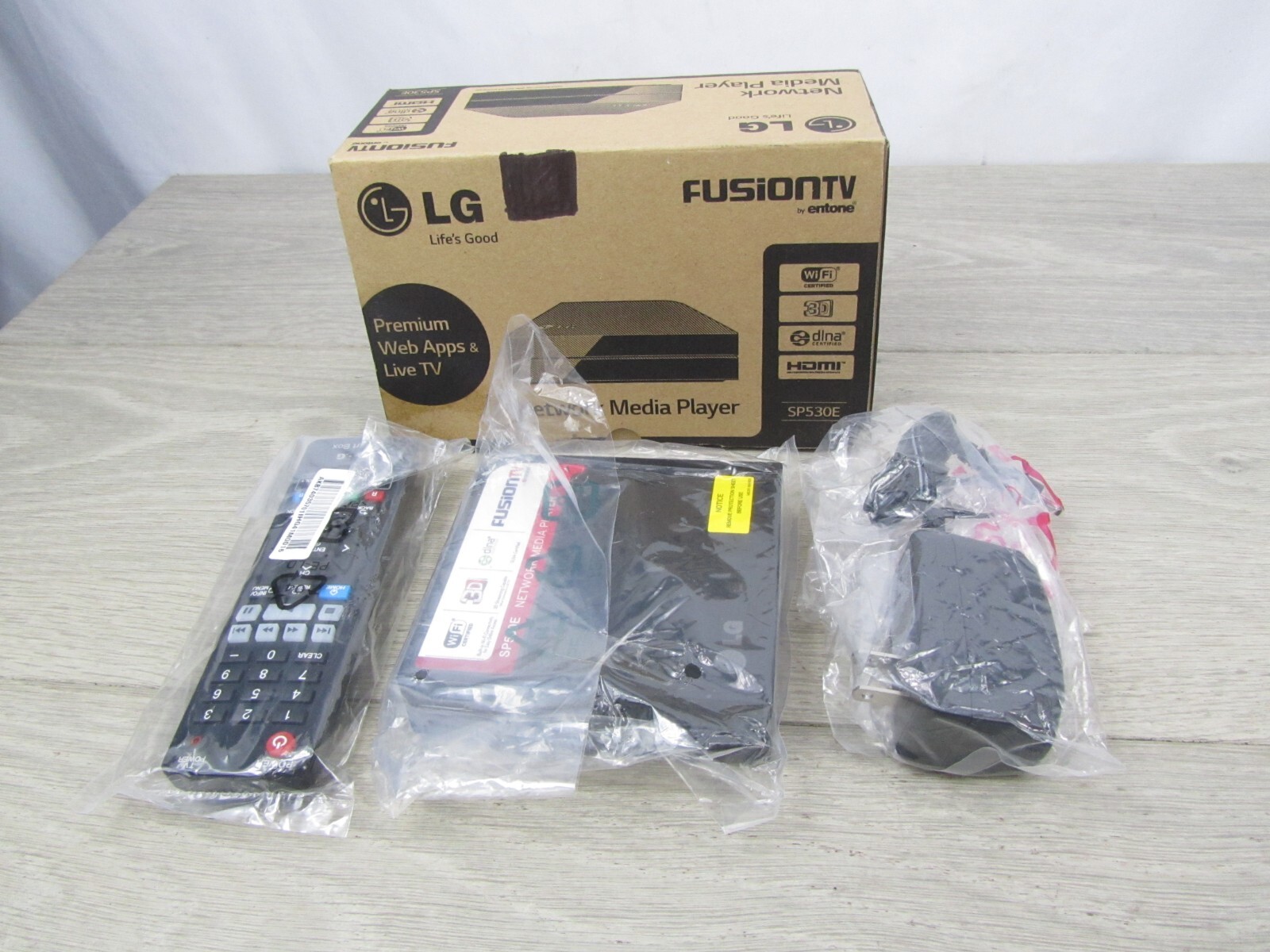 Network Media Player (FusionTV by Entone) LG SP530E Open Box