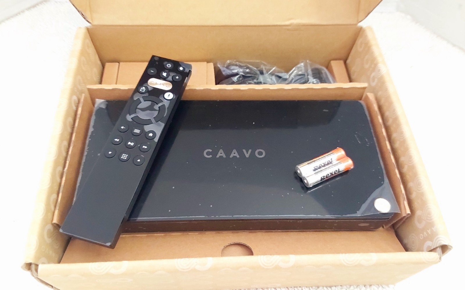 Caavo Control Center Entertainment Hub & Universal Remote W Voice Control HDRX4
