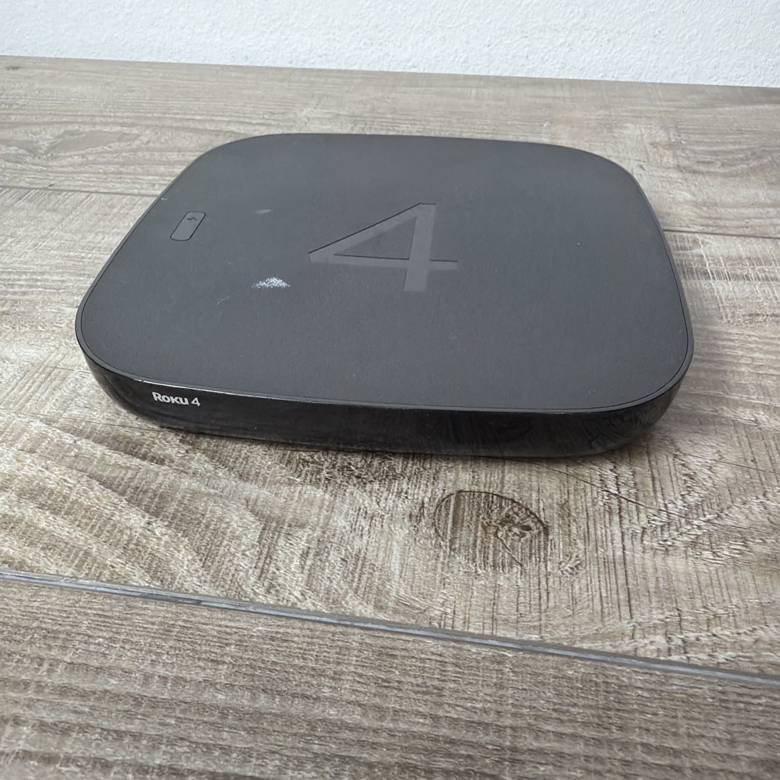 Roku 4 (4th Generation) Media Streamer 4400X – Black