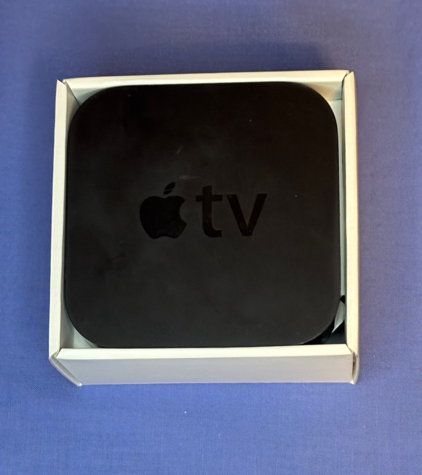 Apple TV 2nd Generation Media Streaming Player 720p HD Model A1378 MC572LL/A