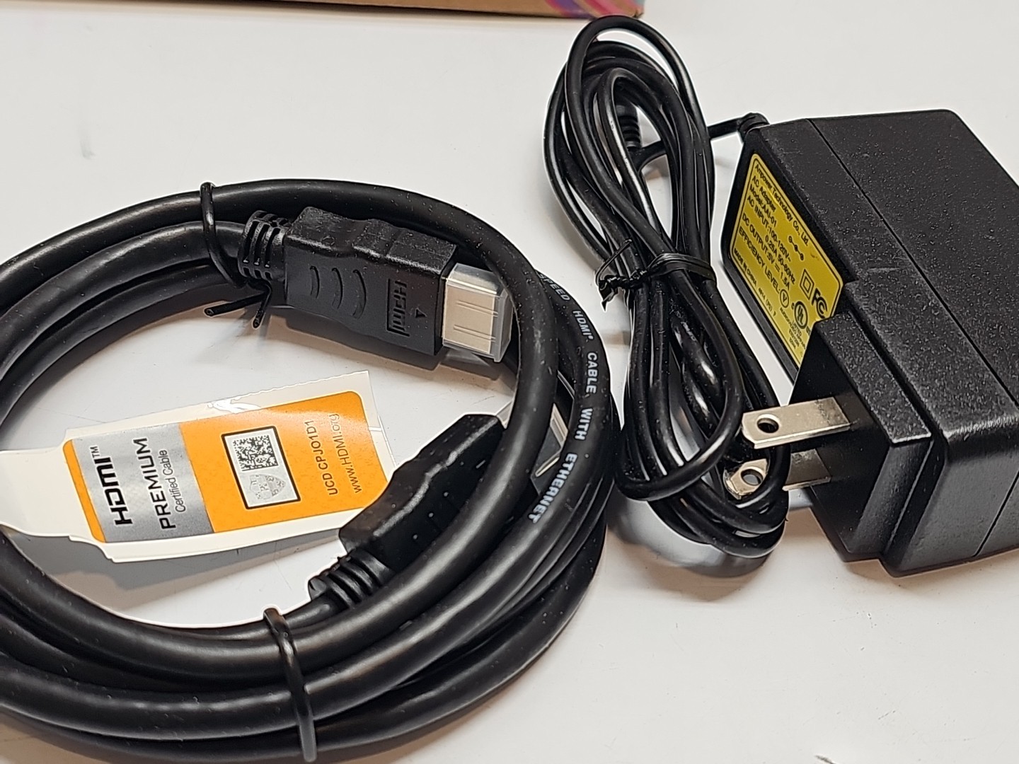Xfinity SCXI11BEIBCO XiOne-SC(B) Stream Box New Open Box Power Supply W/ Remote