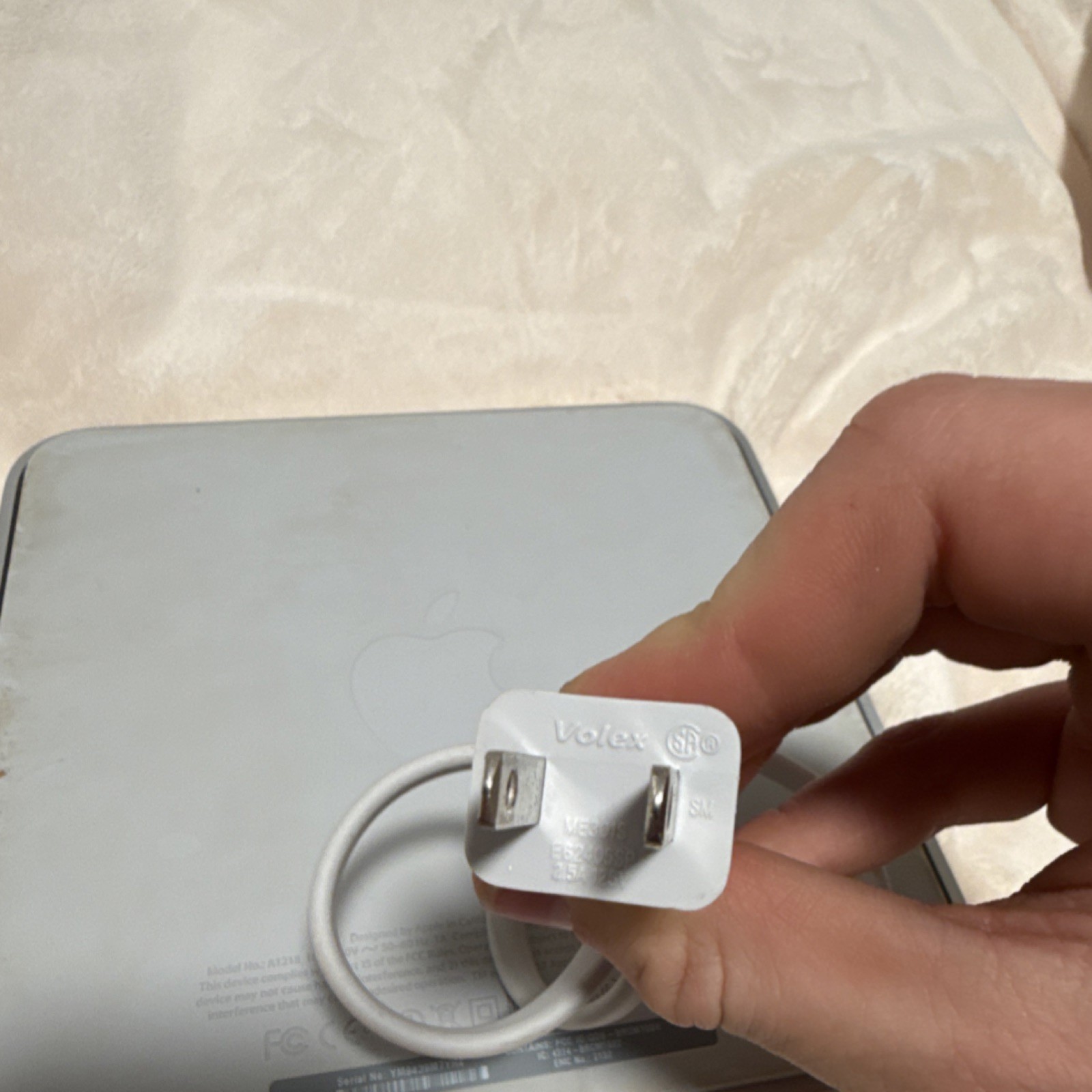 Apple TV A1218 Media Streamer Box Silver HDMI Ethernet USB 2007